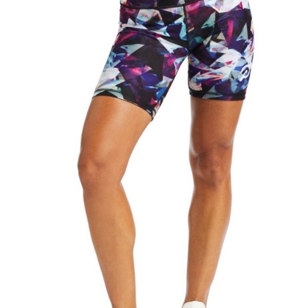 Women's Multicolor Geometric Shorts